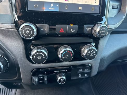 Used 2025 RAM 1500 Tradesman AWD/4WD image 18