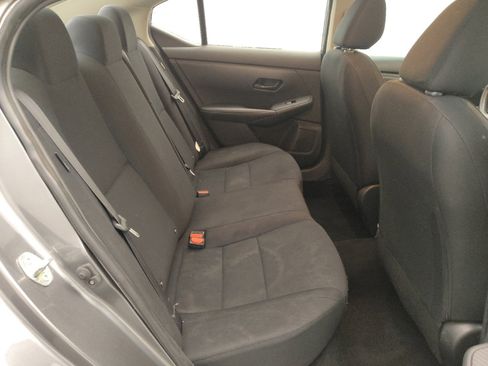 Used 2024 Nissan Sentra S FWD image 19
