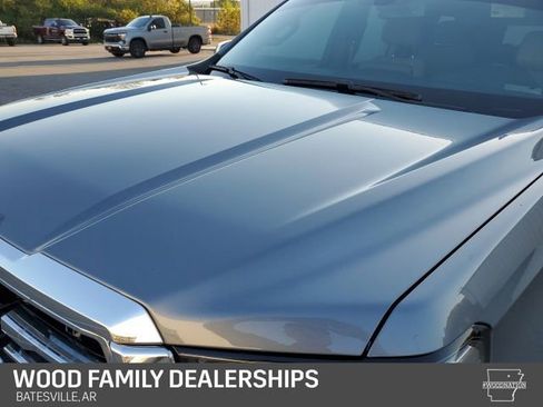 Used 2022 GMC Yukon XL SLT w/ SLT Luxury Package image 7