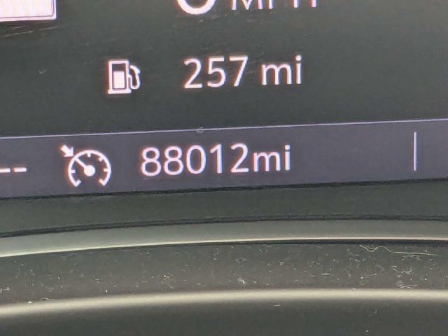 Used 2020 GMC Terrain SLT w/ Preferred Package FWD image 32