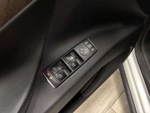 Used 2020 Tesla Model X Long Range image 25