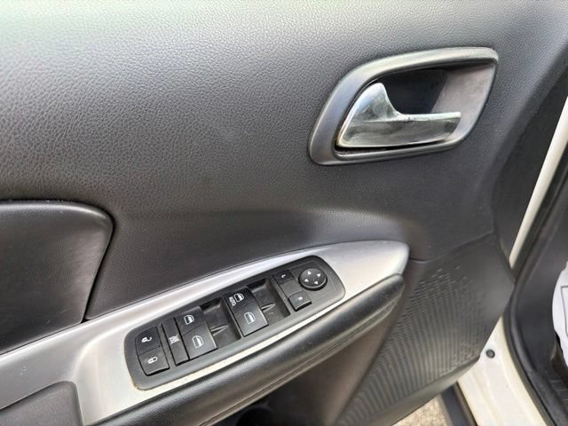 Used 2018 Dodge Journey SE w/ Popular Equipment Group FWD image 20