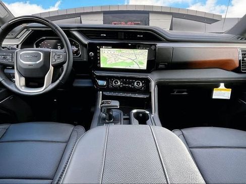 New 2026 GMC Sierra 1500 Denali w/ Technology Package AWD/4WD image 6