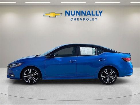 Used 2023 Nissan Sentra SR w/ SR Premium Package image 2