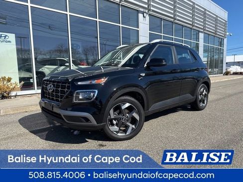 Certified 2026 Hyundai Venue SEL image 1