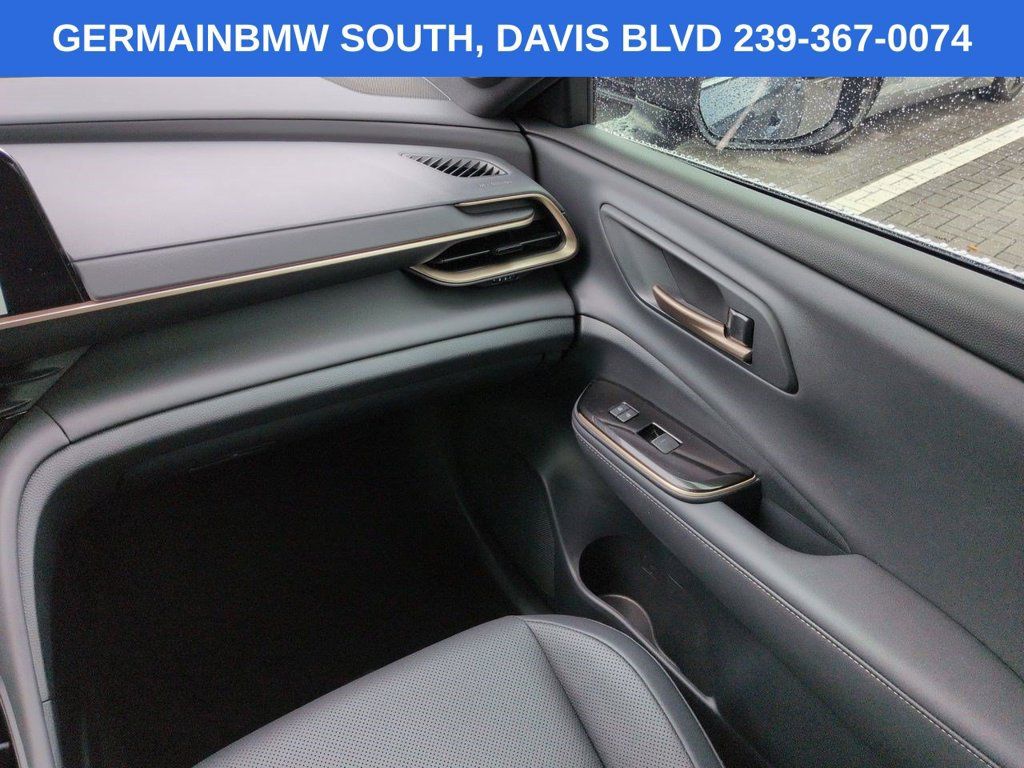 Used 2026 Toyota Crown Signia w/ Advanced Technology Package AWD/4WD image 19