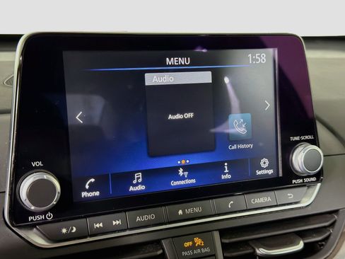 Used 2025 Nissan Altima 2.5 SV FWD image 21