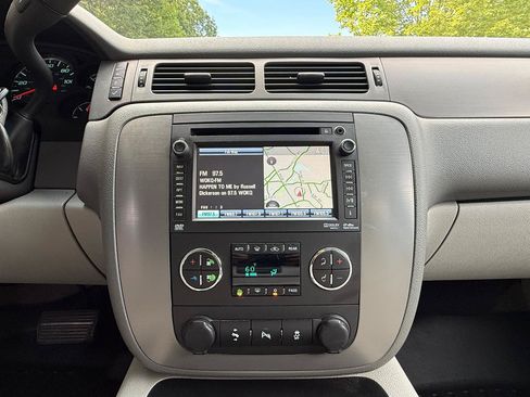 Used 2012 Chevrolet Tahoe LT AWD/4WD image 14
