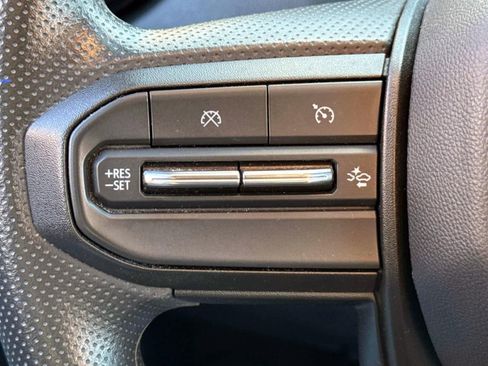 Used 2023 Chevrolet Colorado Trail Boss image 18