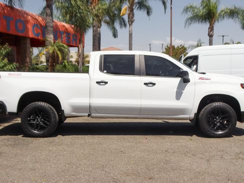 Used 2019 Chevrolet Silverado 1500 LT Trail Boss w/ Convenience Package AWD/4WD image 9