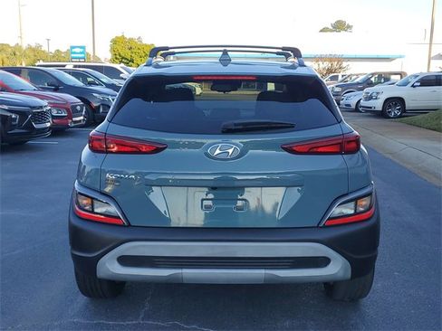 Used 2022 Hyundai Kona SEL image 5
