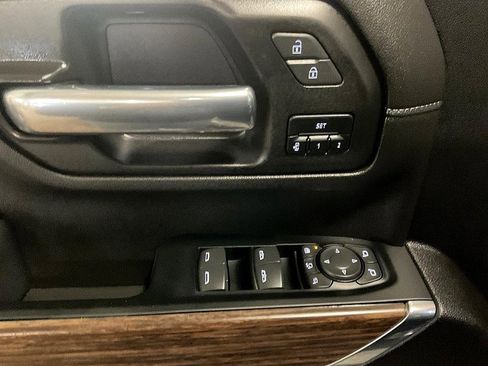 Used 2023 Chevrolet Silverado 2500 High Country image 29