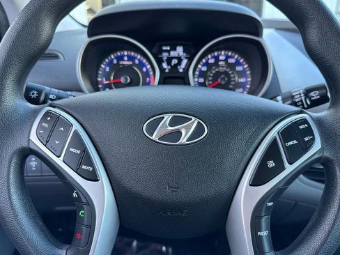Used 2012 Hyundai Elantra GLS w/ Preferred Pkg 3 image 15