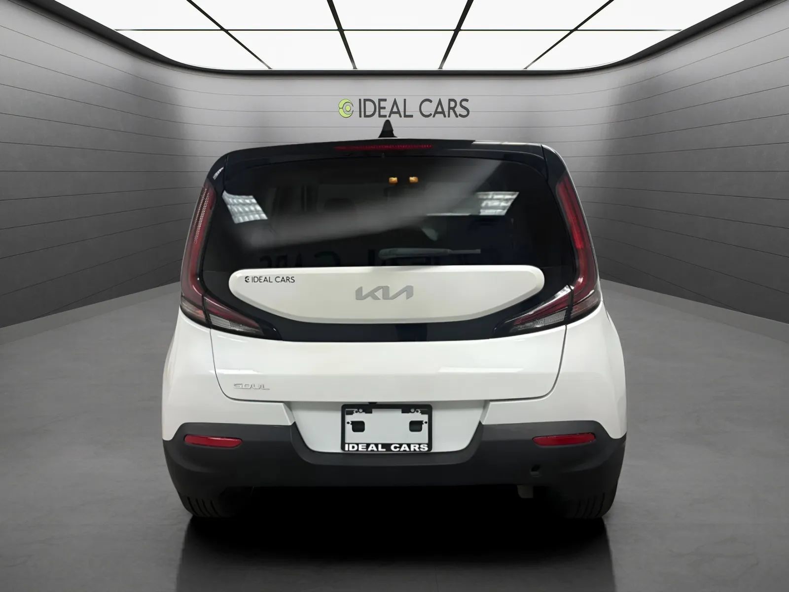 Used 2023 Kia Soul LX FWD image 6