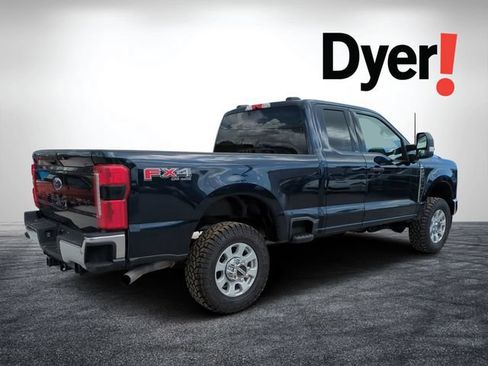 Used 2023 Ford F250 XLT w/ 360-Degree Camera Package AWD/4WD image 3
