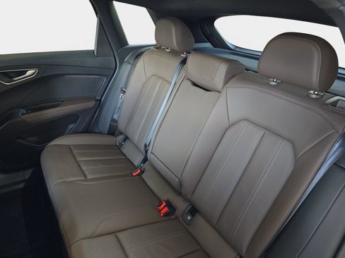 Certified 2023 Audi Q4 e-tron Premium Plus AWD/4WD image 17