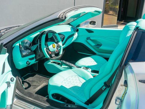 Used 2023 Ferrari F8 Tributo image 79