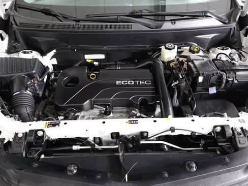 Used 2021 Chevrolet Equinox LT FWD image 20