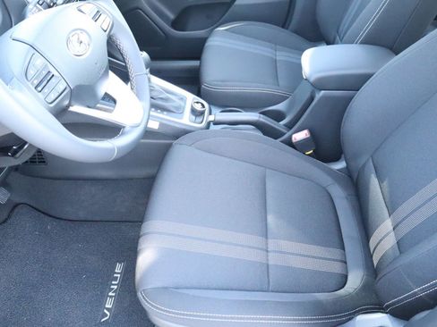New 2026 Hyundai Venue SEL FWD image 17