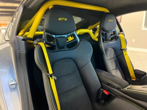 Used 2021 Porsche 718 Cayman GT4 image 27