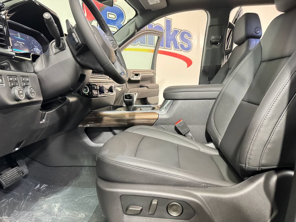 New 2026 Chevrolet Silverado 1500 RST w/ RST All Star Premium Package AWD/4WD image 8