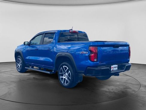 Used 2023 Chevrolet Colorado Z71 w/ Z71 Convenience Package 2 AWD/4WD image 5