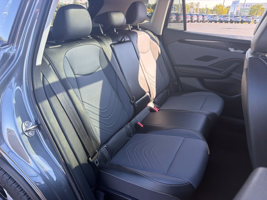 Certified 2026 Volkswagen Tiguan SE AWD/4WD image 23