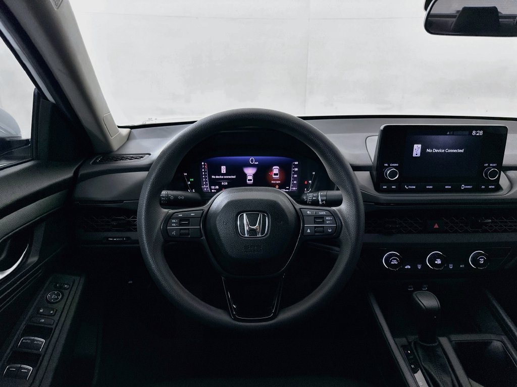 Certified 2025 Honda Accord LX image 19