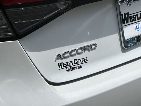 Used 2023 Honda Accord EX image 11