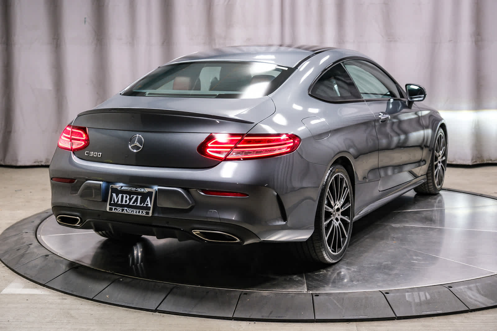 Used 2019 Mercedes-Benz C 300 Coupe image 4