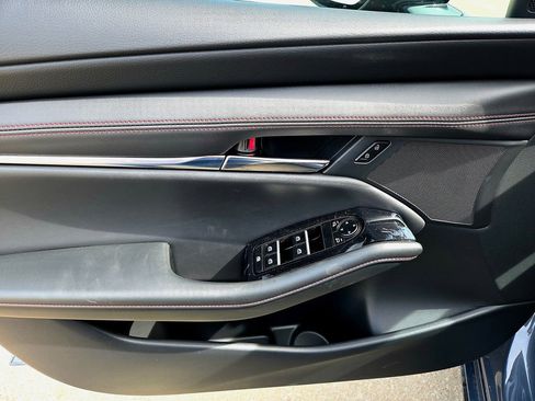 New 2026 MAZDA MAZDA3 Carbon image 19