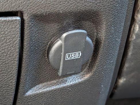 Used 2024 RAM 1500 Classic SLT AWD/4WD image 25