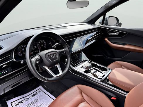 Used 2020 Audi Q7 3.0T Prestige AWD/4WD image 10