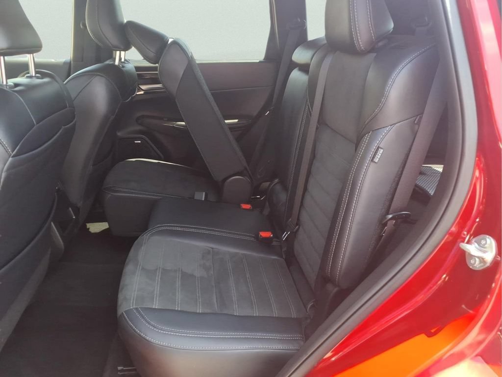 Used 2025 Mitsubishi Outlander SE AWD/4WD image 22