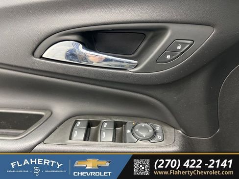 Used 2024 Chevrolet Equinox LT image 22