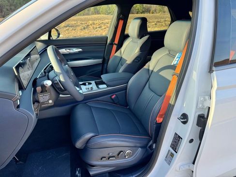 New 2026 Genesis GV70 2.5T Sport Prestige AWD/4WD image 18