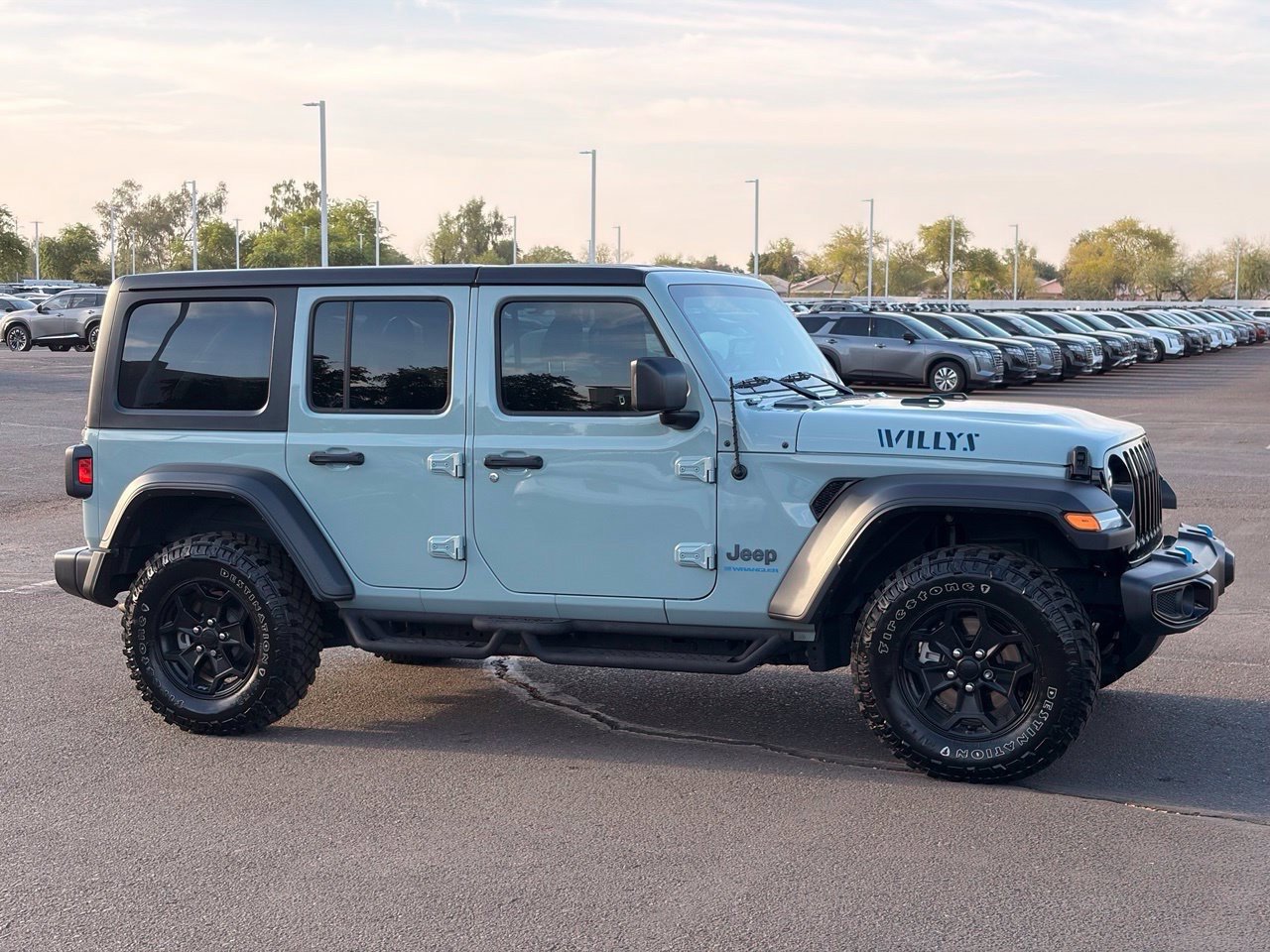 Used 2023 Jeep Wrangler Unlimited AWD/4WD image 3