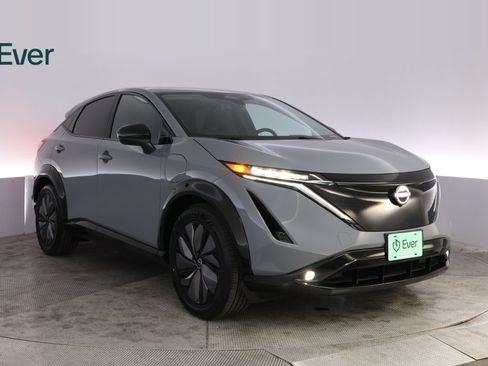 Used 2024 Nissan Ariya AWD image 13