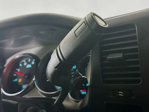 Used 2009 GMC Sierra 2500 SLE w/ Convenience Package image 16