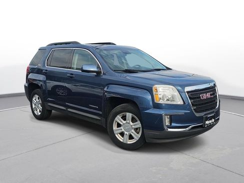 Used 2016 GMC Terrain SLE w/ Convenience Package FWD image 3