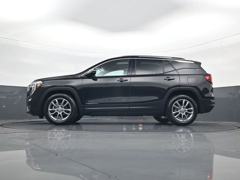 Used 2022 GMC Terrain SLT w/ Infotainment Package II FWD image 28