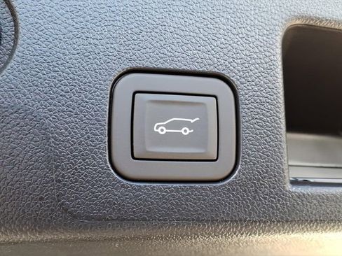 New 2026 GMC Terrain AT4 w/ Technology Package II AWD/4WD image 12