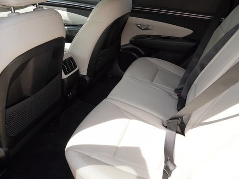 Certified 2023 Hyundai Tucson Limited FWD image 18