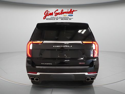 Used 2026 GMC Yukon XL Denali w/ Sun & Power Step Package AWD/4WD image 4