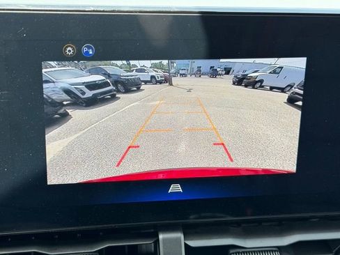 New 2026 Chevrolet Equinox RS w/ LPO, Floor Liner Package FWD image 24