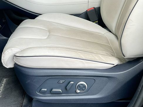 Used 2024 Hyundai Palisade Calligraphy FWD image 20
