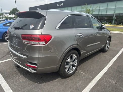 Used 2017 Kia Sorento SX AWD/4WD image 11