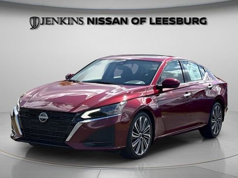 New 2025 Nissan Altima 2.5 SL image 3