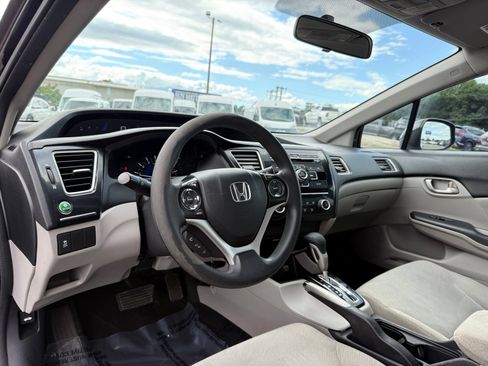 Used 2013 Honda Civic LX image 13