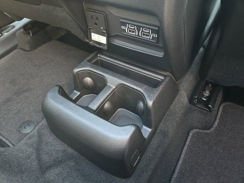 New 2025 Jeep Grand Cherokee L Limited w/ Luxury Tech Group II image 93